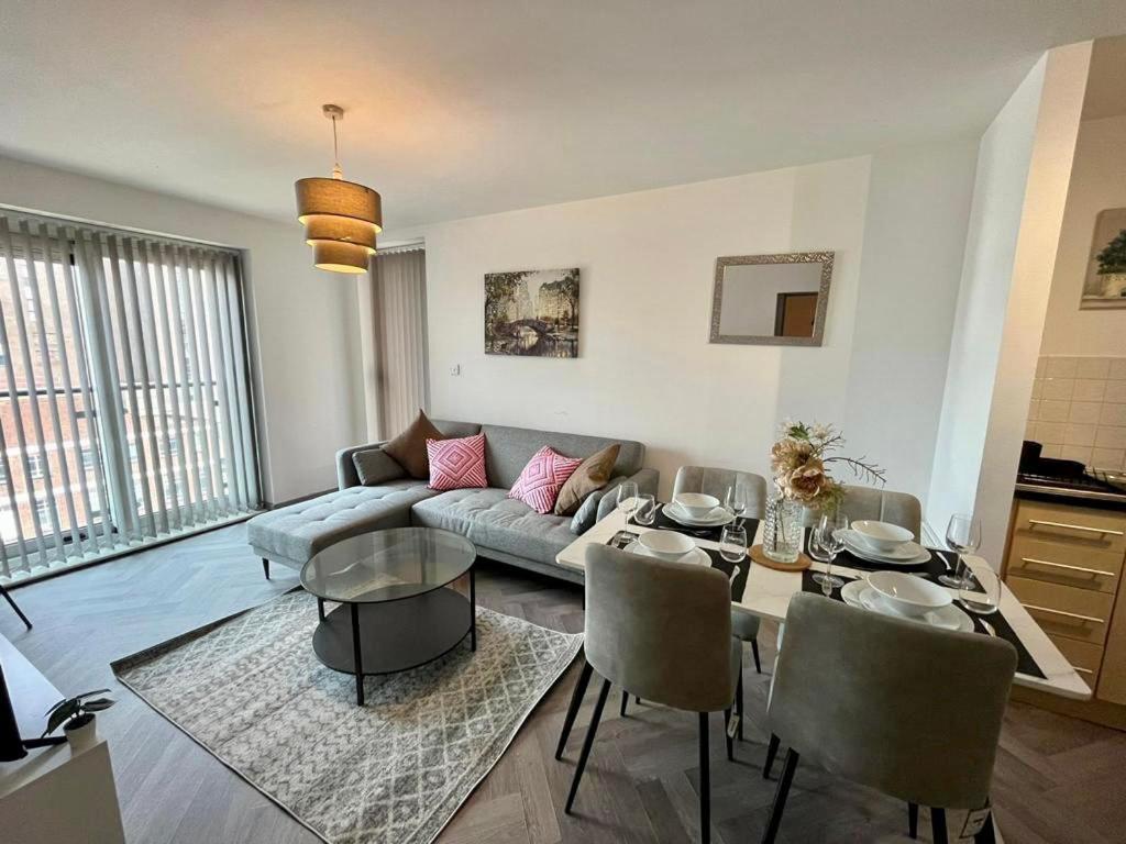 Luxury 02 Academy City Centre 2 Bed Apartment Mailbox Bullring Leisure & Families Birmingham Exterior photo