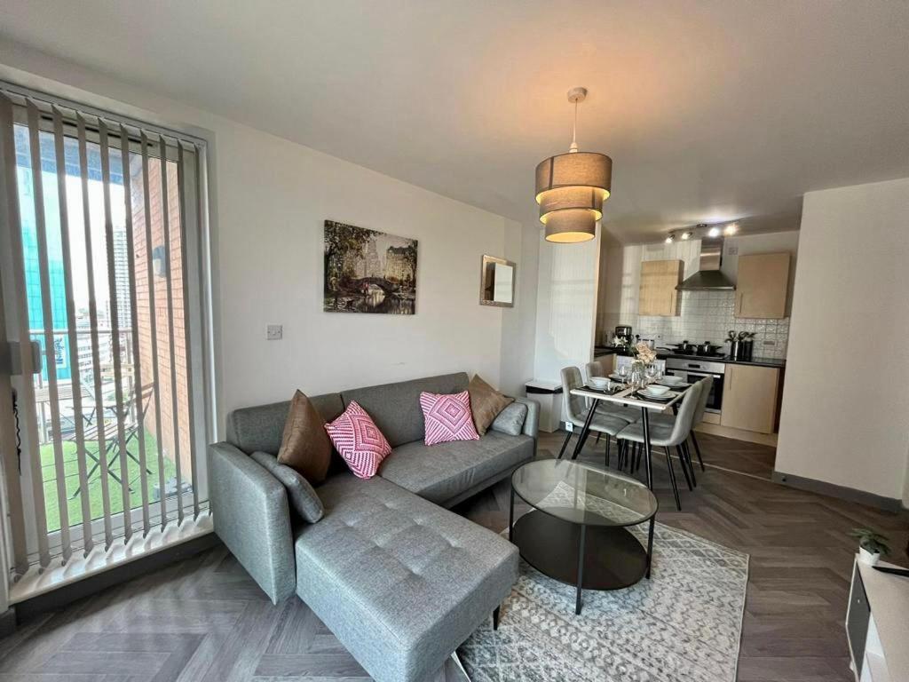 Luxury 02 Academy City Centre 2 Bed Apartment Mailbox Bullring Leisure & Families Birmingham Exterior photo
